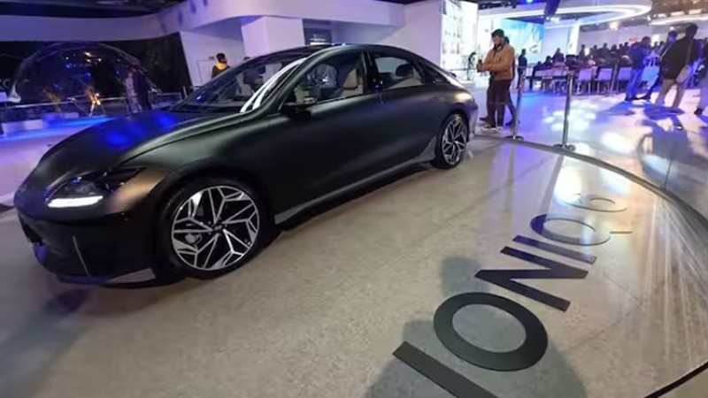 अटो एक्स्पो २०२३ : ६०० किलोमिटर बढी रेन्ज दिने आयोनिक-६ अनावरण