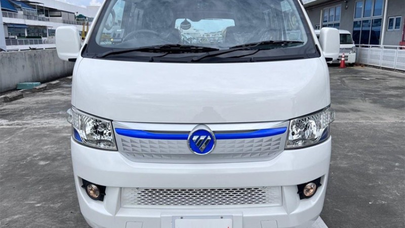 १४ र १७ सिट क्षमताका इलेक्ट्रीक माइक्रोबस नेपालमा