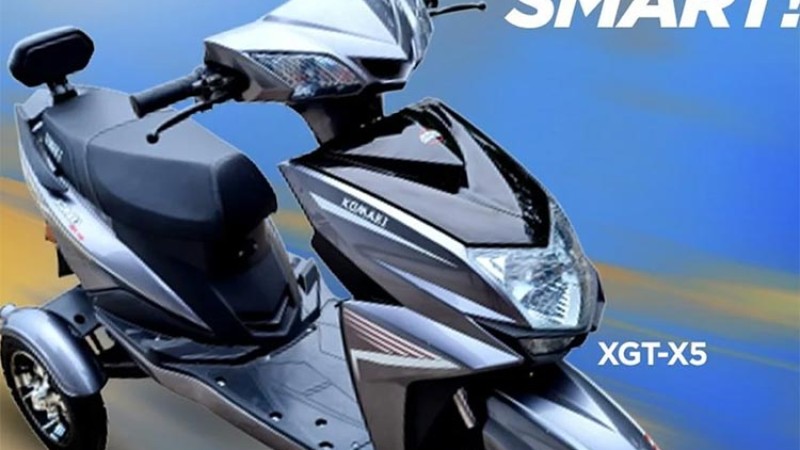 कोमाकीको ‘सेल्फ ब्यालेन्सिङ’ इलेक्ट्रीक स्कुटर नेपालमा विक्री सुरू, यस्तो छ मूल्य