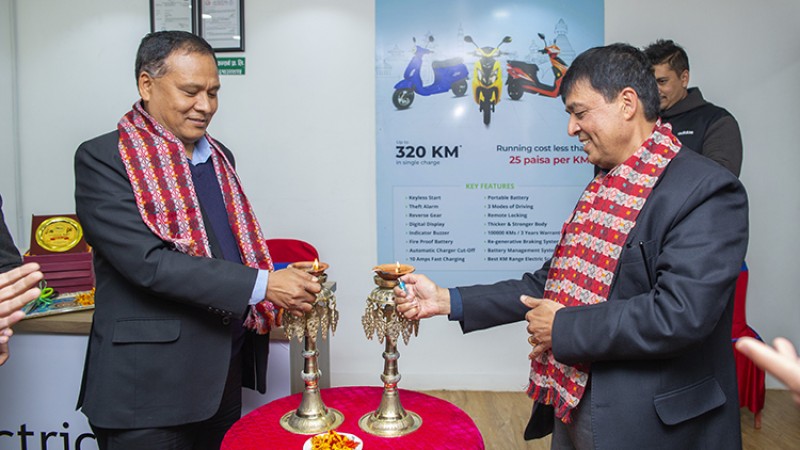 राफ्ट इलेक्ट्रीक स्कुटरको नयाँ डिलर महाराजगञ्जमा
