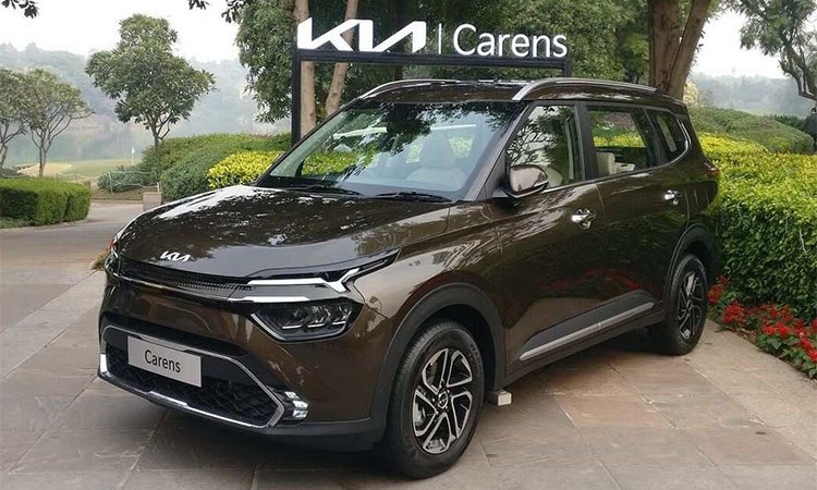 यस्तो छ किया कारेन्सको मूल्य, सुरुमा एउटा मात्रै भेरियन्ट आउने_img