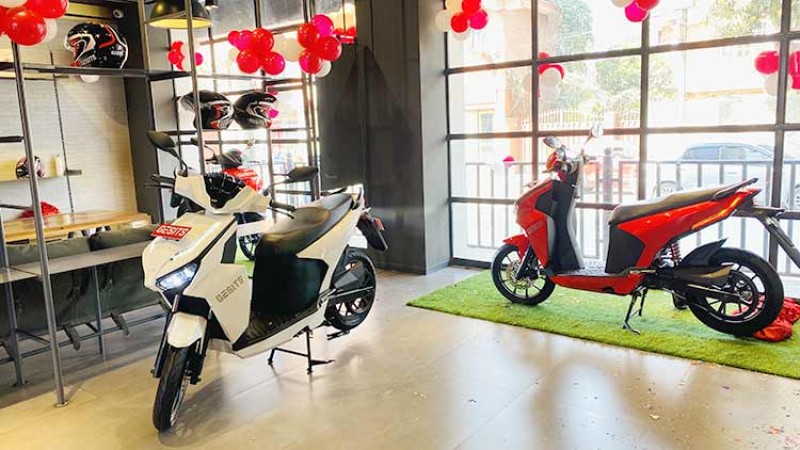 मोनोशक सस्पेन्सन भएको इलेक्ट्रीक स्कुटर नेपालमा सार्वजनिक, यस्तो छ मूल्य र फिचर