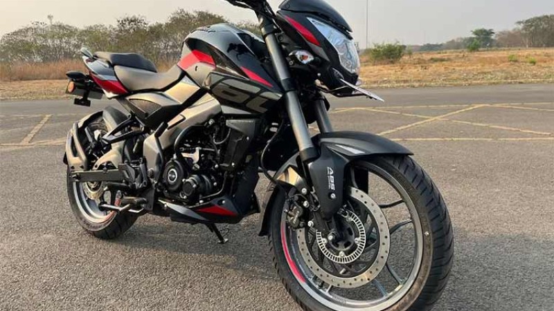 पल्सर एनएस १६० काे नयाँ भर्सन सार्वजनिक, प्रिमियम बाइकमा हुने फिचर थपियो