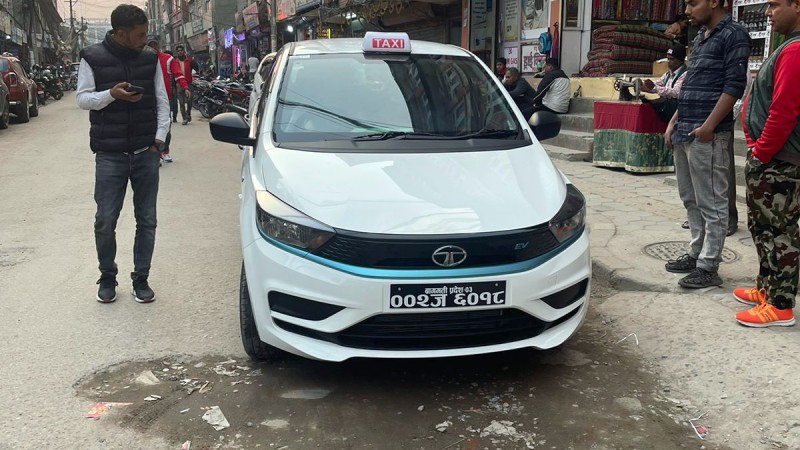 उपत्यकाको सडकमा देखियो टाटाको विद्युतीय ट्याक्सी