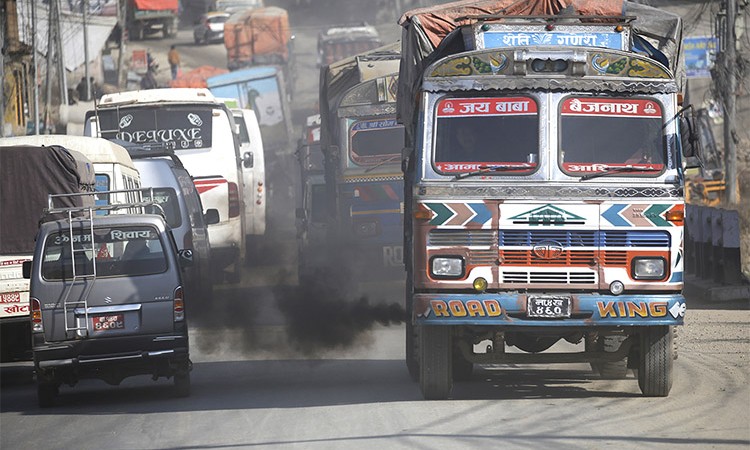 नयाँ मन्त्री आएसँगै ‘सवारीसाधनको नयाँ प्रदुषण मापदण्ड’ ल्याउने तयारी_img