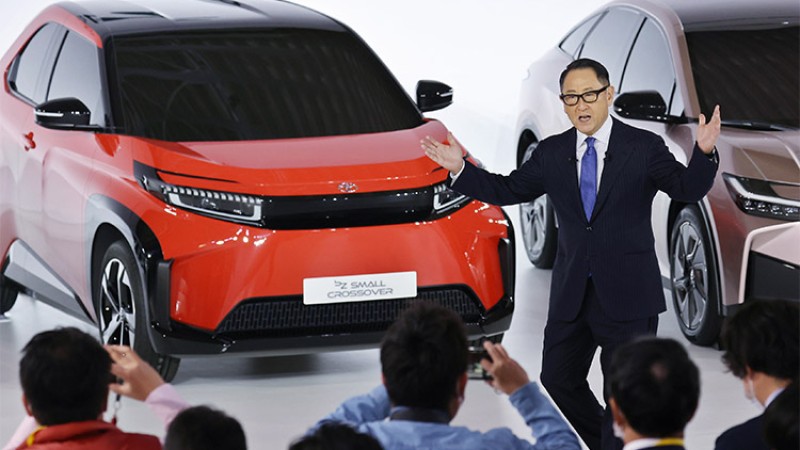 टोयोटाले सिंगल चार्जमा १५ सय किलोमिटर गुड्ने कार ल्याउने