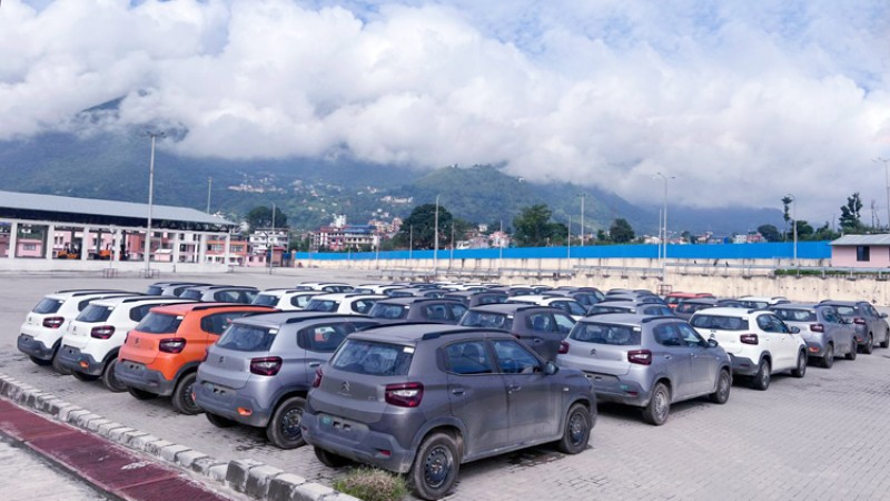 चोभार बन्दरगाहमा धमाधम आउन थाले गाडी, सिट्रोनका ४४ वटा जाँचपास हुँदै