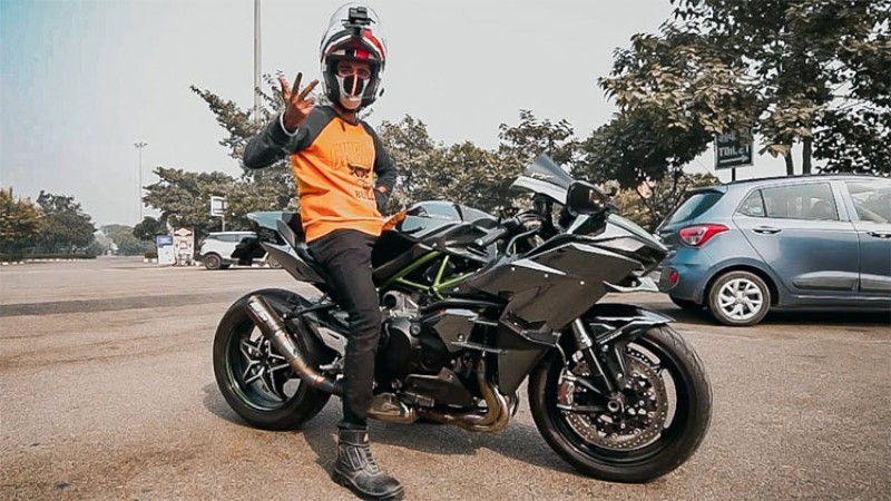 युवाहरु किन गर्दैछन् कावासाकी निन्जा ‘एच टु’को चर्चा