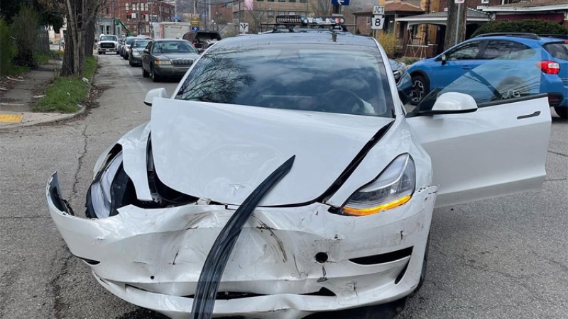 इलेक्ट्रीक कार दुर्घटना भए बनाउन दोब्बर बढी खर्च लाग्ने