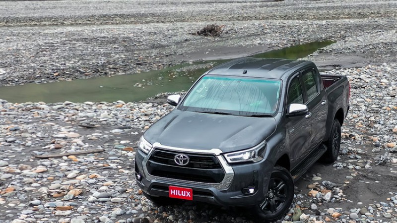 टोयोटा हाइलक्स अटोमेटीक नेपालमा, यस्तो छ मूल्य