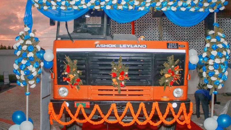 अशोक लेल्याण्डको शक्तिशाली डबल क्राउन ट्रक नेपाली बजारमा, पहिलो दिन १४ बुकिङ