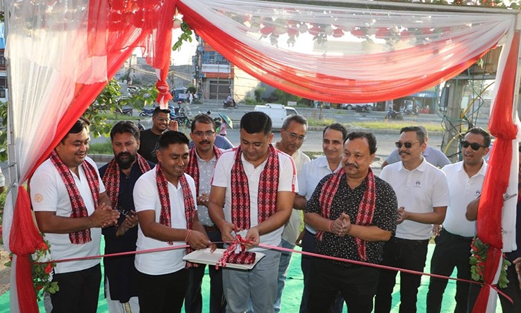 सिट्रोनको नयाँ शोरुम चितवनमा, इलेक्ट्रीक कारको बिक्री सुरु_img