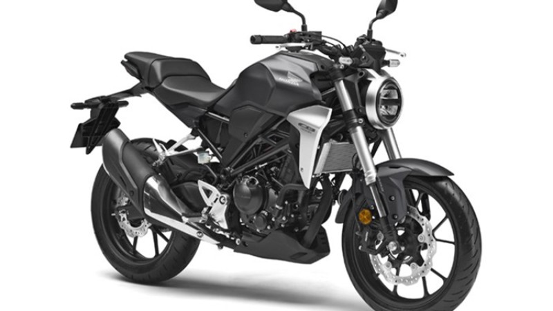 मूल्य घटाएर होन्डाले ल्यायो सीबी ३०० आर