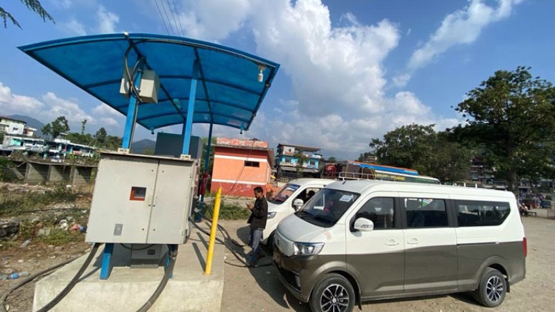 केवाइसी भ्यान ७०० किलोमिटर चलाएर हेर्दा