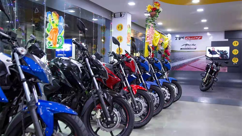 टीभीएसले बढायो मोटरसाइकल र स्कुटरको मूल्य, कुनमा कति ?_img