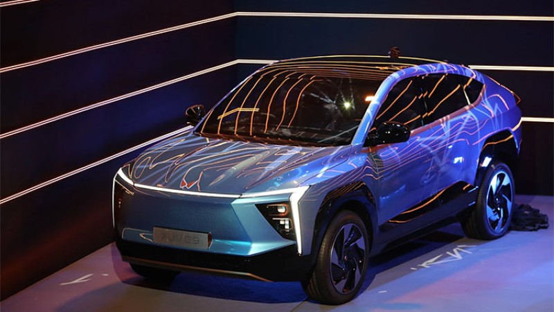 बाहिर आयो महिन्द्रा ई-९ एसयूभीको इन्टेरियर, रेन्ज ४०० किमि माथि