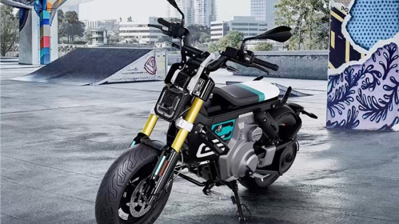 मोटरसाइकल जस्तै देखिने बीएमडब्लूको इलेक्ट्रीक स्कुटर