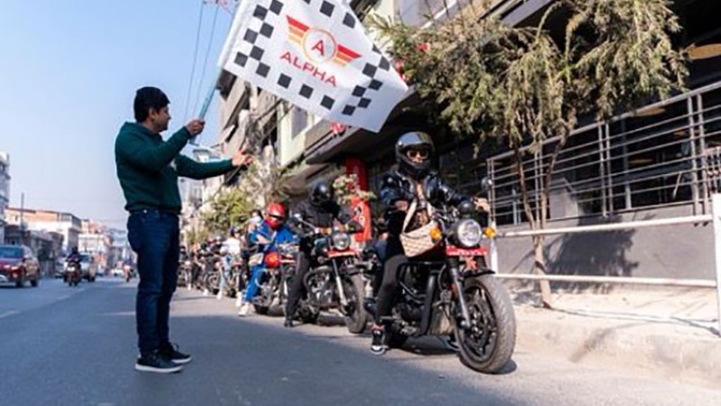 रोयल इनफिल्डको लेडि राइड सम्पन्न