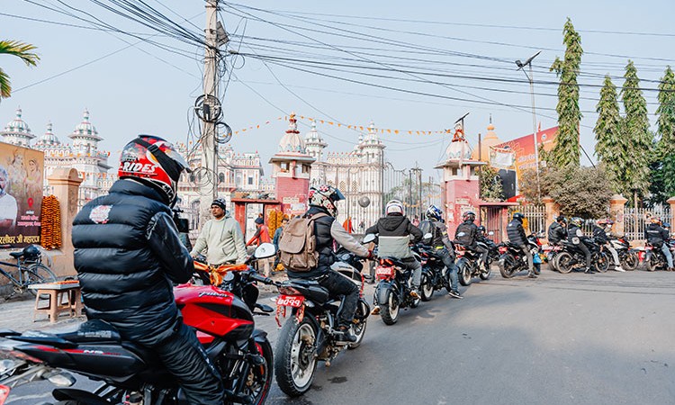 बजाजले गर्‍यो देशकै ठूलो कम्यूनीटी राइड, सहभागिदेखि समूदायलाई उपहार_img