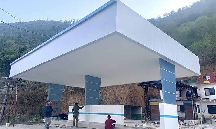 पेट्रोल पम्पमा बन्यो सुविधा सम्पन्न ‘चार्जिङ स्टेशन’_img
