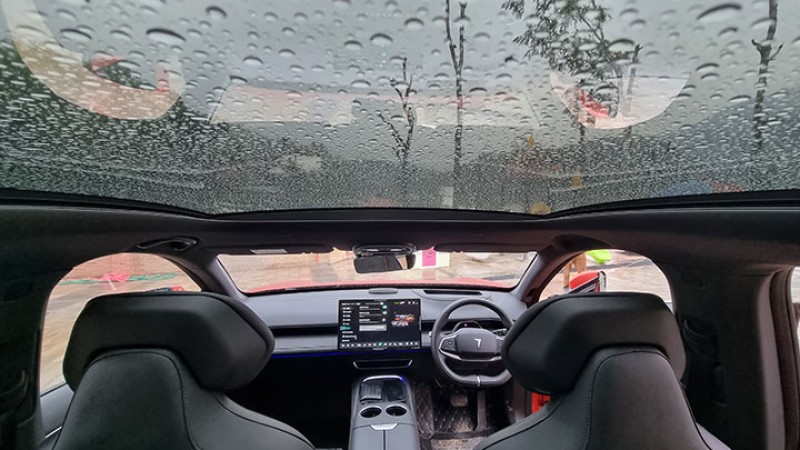 एक वर्षमा नेपाल आएका चर्चित १० कार