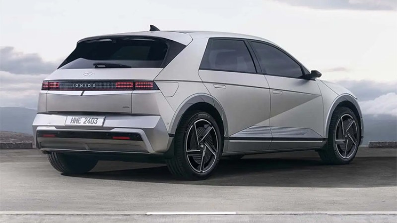 धेरै फिचर थपिएर आउँदै आयोनीक-५, रेन्ज पनि बढ्ने