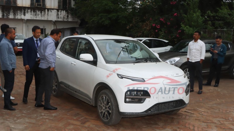 काठमाडौं आइपुग्यो दायूनको इलेक्ट्रीक एसयूभी (तस्बिरहरु)