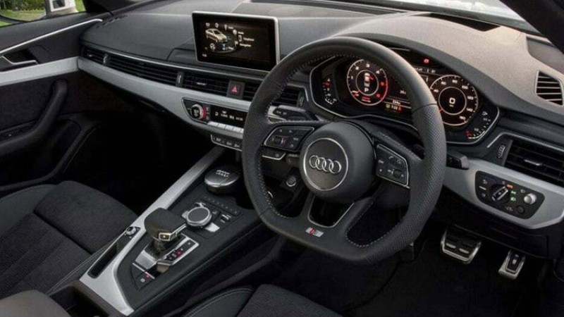 करोड माथिका ईभी : मूल्य, पावर, रेन्जसँगै आयातमा टक्कर