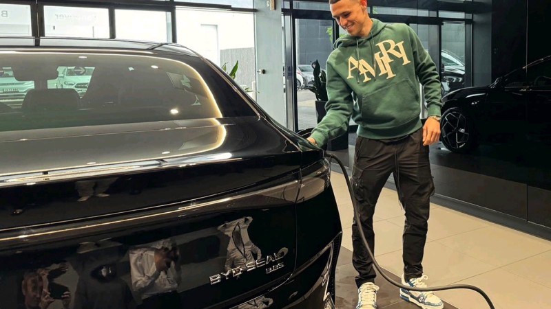 फुटवल स्टार फोडेनले किने बीवाइडी सिल