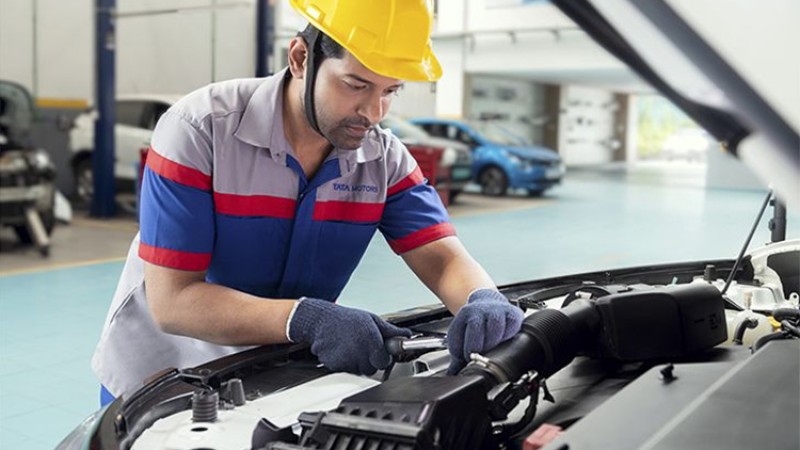 टाटाले घटायो सर्भिसिङ गर्दा लाग्ने शुल्क (प्याकेजसहित)