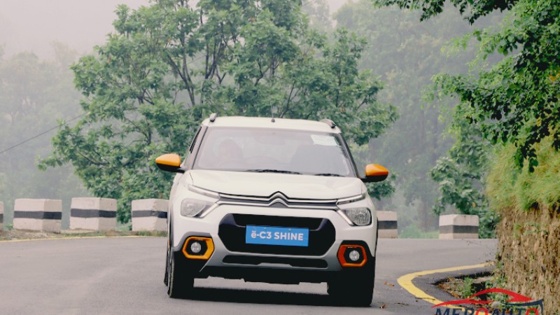 सिट्रोनको पेट्रोल र इलेक्ट्रीक दुबै कारमा अफर