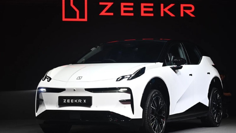 एकैपटक १५ लाख सस्तियो जिकर एक्सको मूल्य