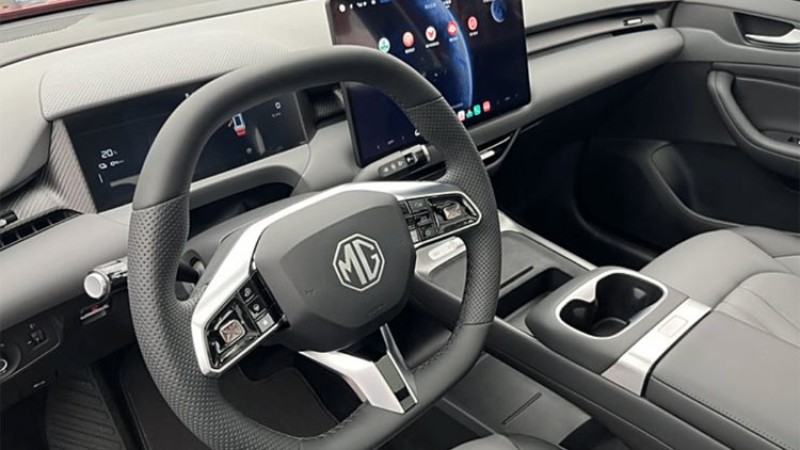 एमजी ‘इएस-फाइभ’को रेन्ज ५२५ किमी, नयाँ फिचरको लामो लिष्ट