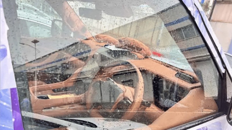 बीवाइडीको यू-८ राइट ह्याण्ड ड्राइभमा तयार हुँदै, आउला नेपाल ?