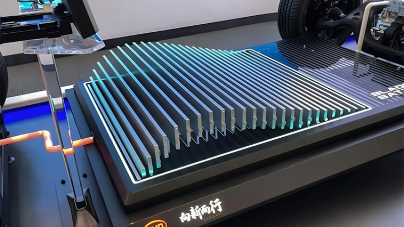 बीवाइडीले ल्यायो ७ हजार पटक चार्ज गर्न मिल्ने नयाँ ब्याट्री