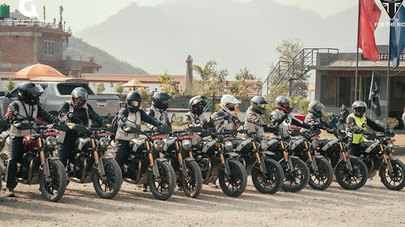 ट्रायम्फ नेपालको ‘ट्रायम्फ लिगेसी राइड’ सम्पन्न, २९ राइडर पुगे बन्दीपुर