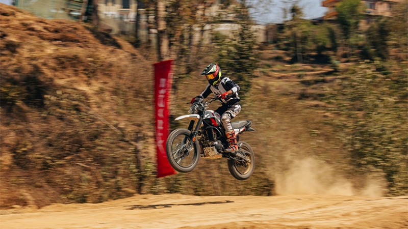 धुलिखेलको डर्ट टेम्पलमा हिरो एक्सपल्सको ‘थ्रील’