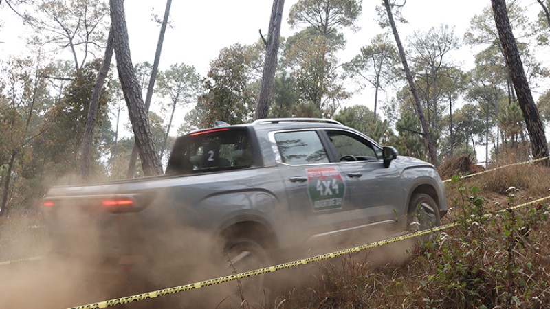 अफरोडमा यसरी दौडियो रेडारा इलेक्ट्रीक पीकअप (फोटोफिचर)