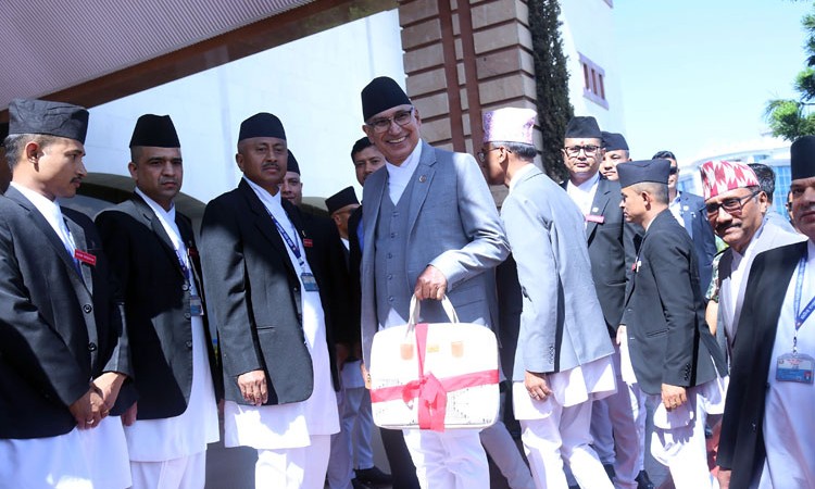 मन्त्रालयले पाए ५३ करोडदेखि २ खर्ब ११ अर्बसम्म बजेट, कुनले कति ? (पूर्णपाठ)_img