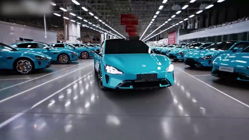 साओमीलाई प्रत्येक कारमा ९०० डलर घाटा