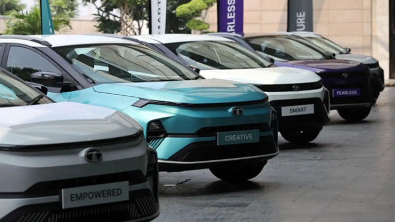 भारतमा ईभीको व्यापार : कर घट्यो, नेपालले के सिक्ने ?