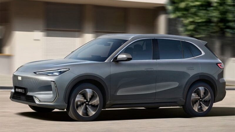 ग्यालेक्सी ई-फाइभको दुवै भेरियन्ट ठूलो ब्याट्रीमा मात्रै, कति पर्ला मूल्य ?