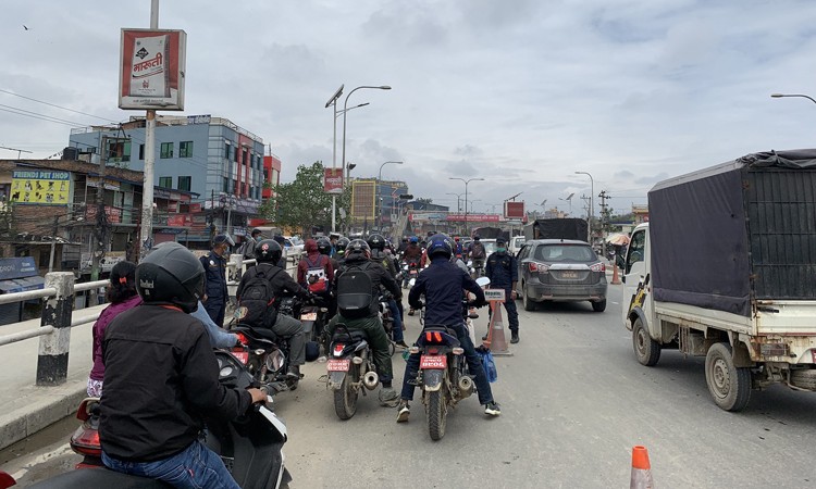 जडीबुटी-पेप्सीकोला सडकको संरचना हटाउन ३० दिने अल्टिमेटम_img