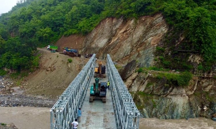 हेवा खोलामा बन्यो नेपालकै लामो ‘मोडुलर ब्रिज’_img