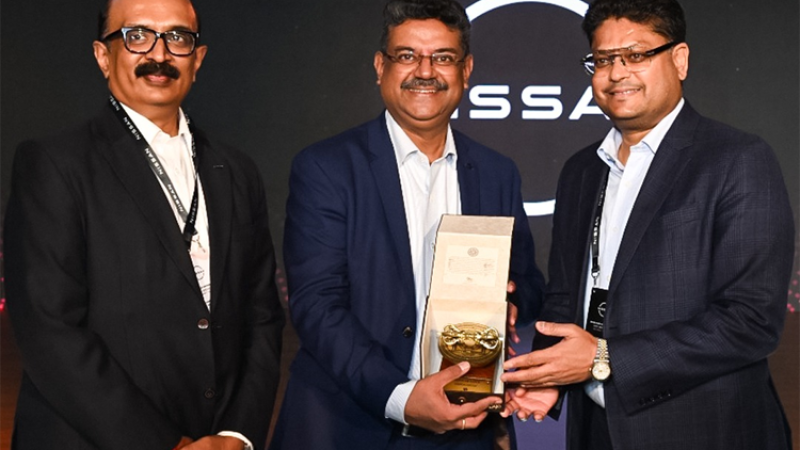 पायोनियर मोटो कर्पले पायो ‘मार्केट सेयर एचिभमेन्ट अवार्ड’