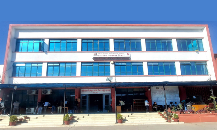 विभागले भन्यो-‘भ्रममा नपर्नु, इम्बोस्ड जडान नगर्दा तुरुन्त जरिवाना लाग्दैन’_img