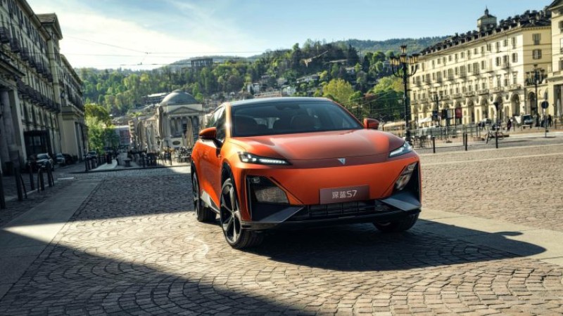 दीपलका दुई कारले जिते ग्लोबल डिजाइन अवार्ड