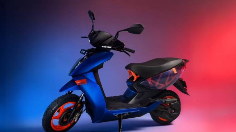 एथरको नयाँ स्कुटर ‘एपेक्स ४५०’मा कारमा हुनेभन्दा एडभान्स फिचर