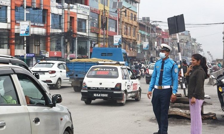 उपत्यकामा ट्राफिकको ‘सरप्राइज चेकिङ’_img
