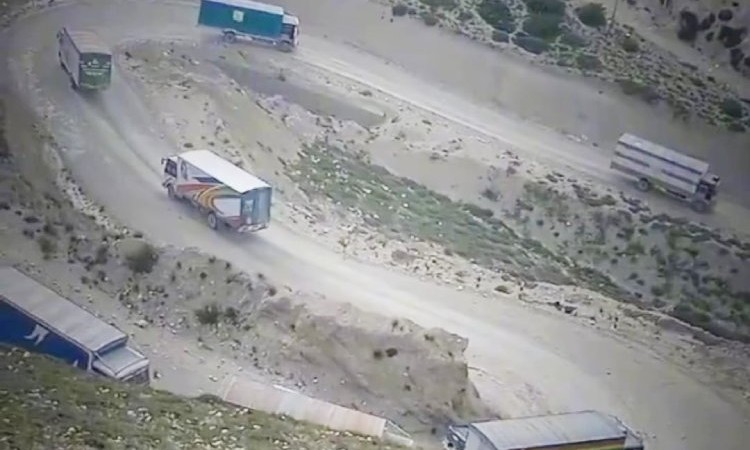 चीनबाट सामान ल्याउन कोरला पुगे झण्डै १०० कन्टेनर, कर्फ्युका कारण रोकिए_img